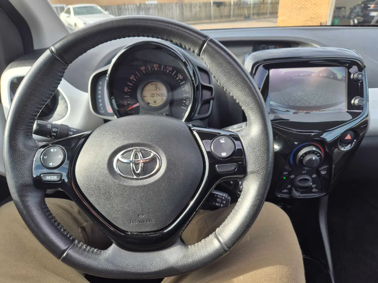 Billede 10 - Toyota aygo udstyrs model