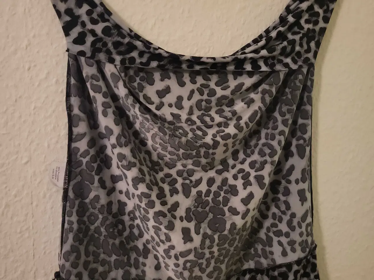 Billede 14 - Grå Leopard Top 