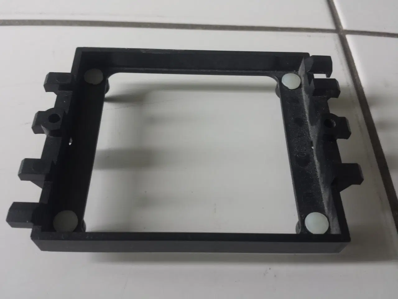 Billede 1 - Socket 939/940 Plastik Mounting Bracket t. AMD CPU