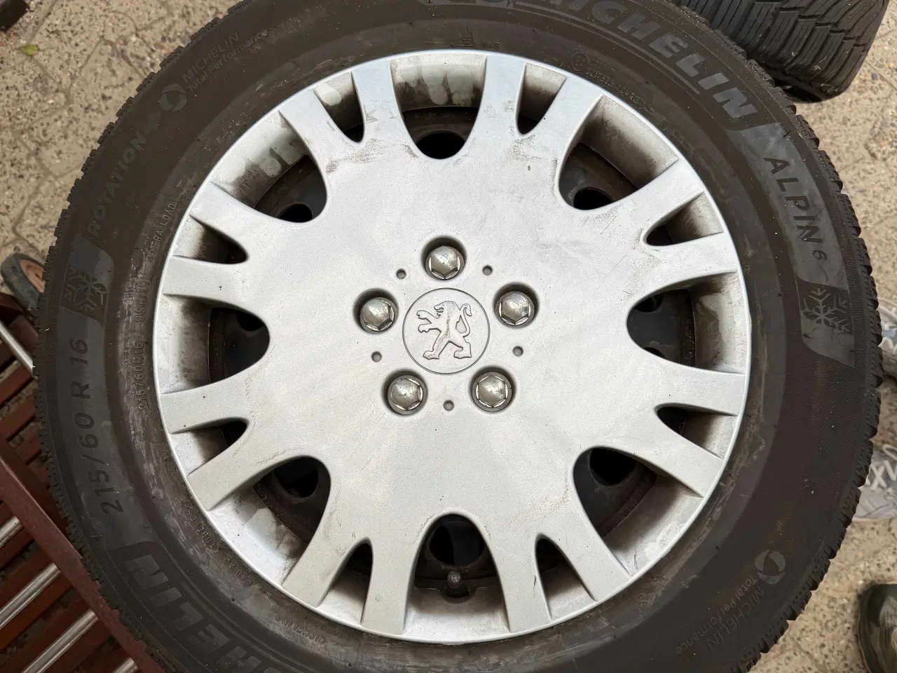Billede 3 - Vinterdæk 215/60/R 16 Michelin