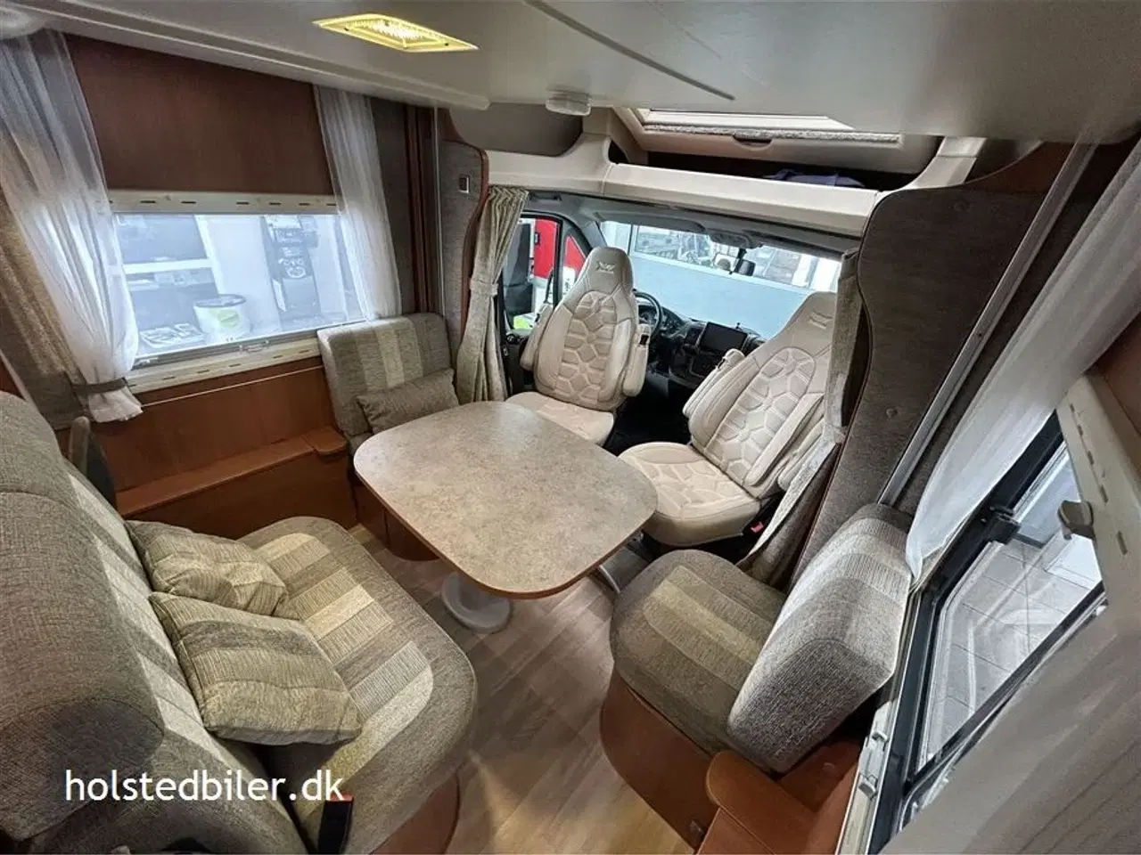 Billede 9 - 2012 - Chausson Sweet Garage   Specialindretning - skal ses.