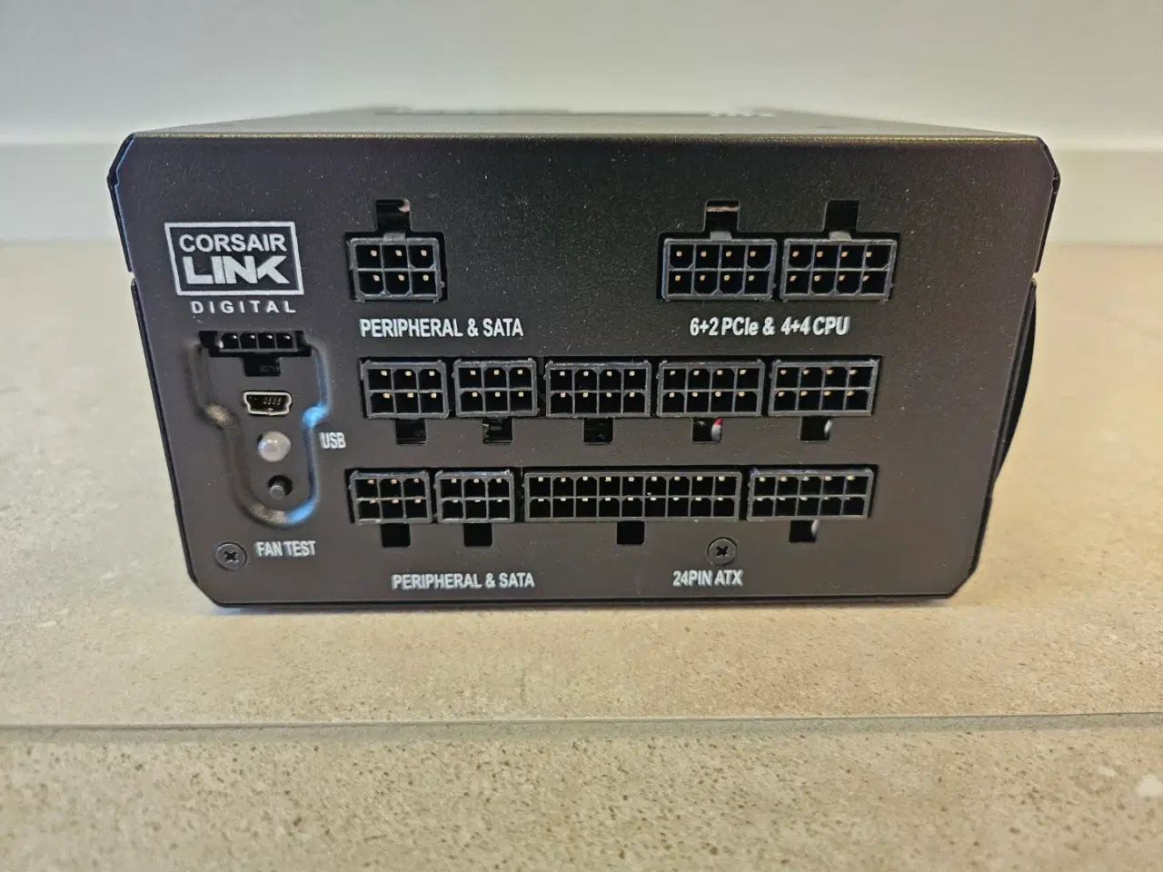 Billede 4 - CORSAIR RMi Series RM850i — 850 Watt 80 PLUS Gold 