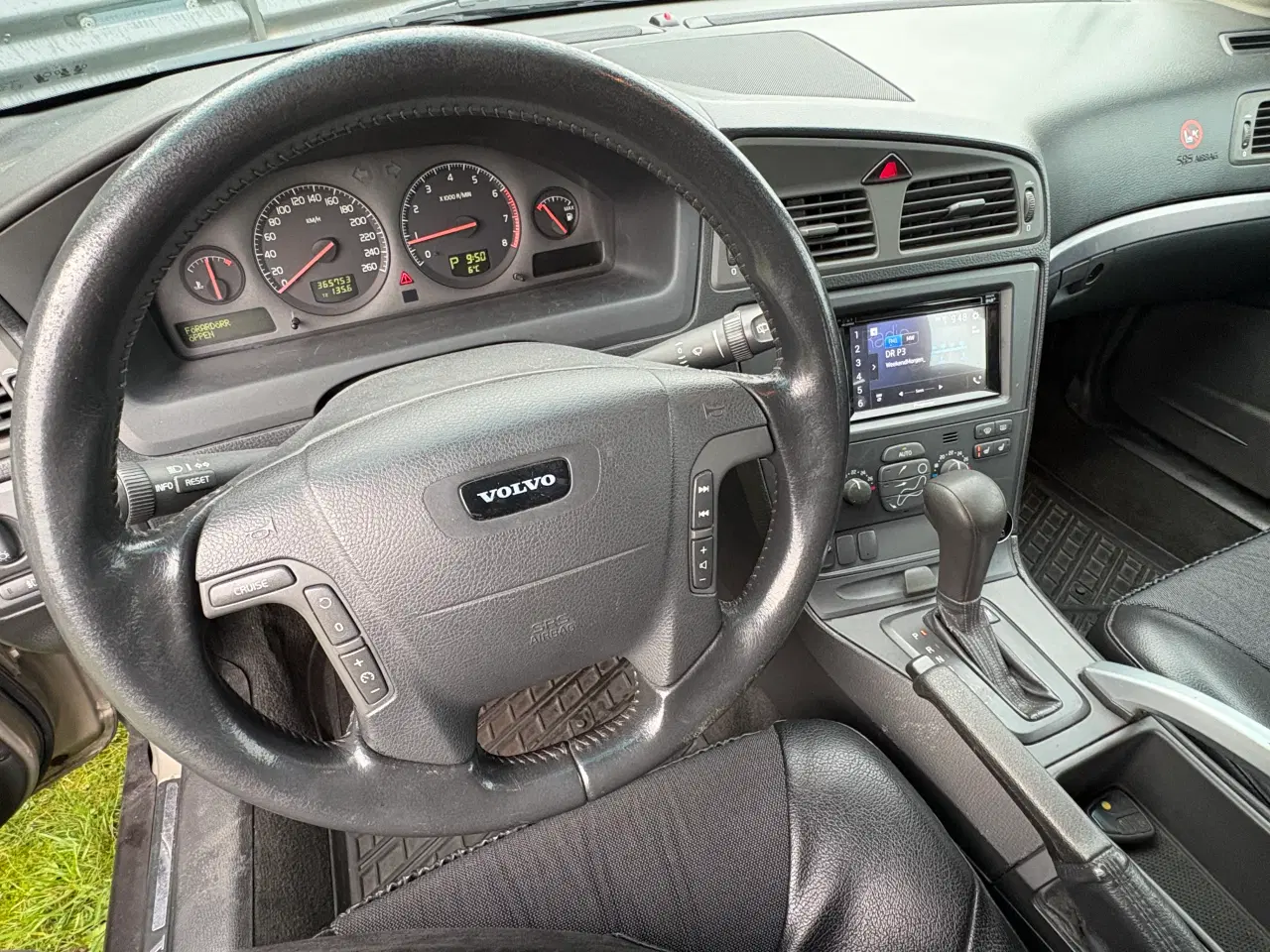 Billede 11 - Volvo V70 XC 2,4 T 200 - Velkørende Bil