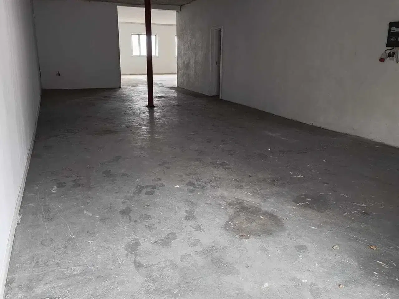 Billede 7 - 370 m² bilhus med værksted og udstilling – synligt placeret på Østfyn