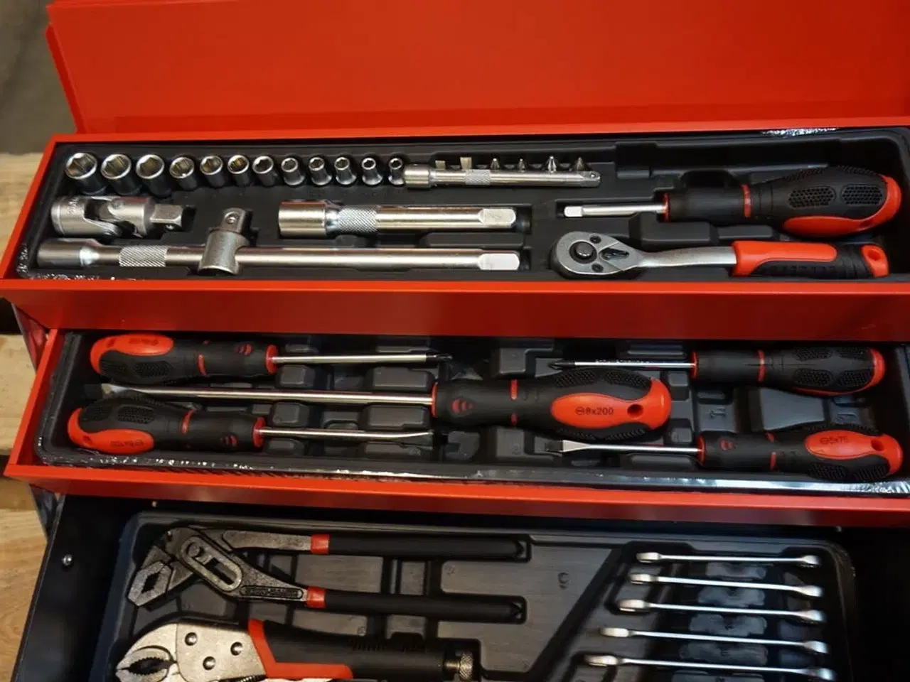 Billede 2 - Værktøjskasse BSN Tools RS-GCX-TS085 85 dele