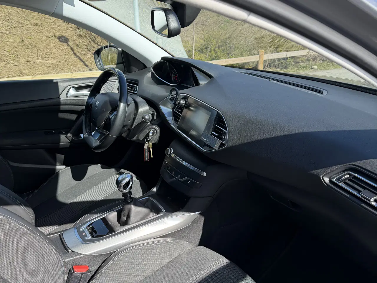 Billede 8 - Peugeot 308 1.6 BlueHDi 120 HK Allure - nysynet, C