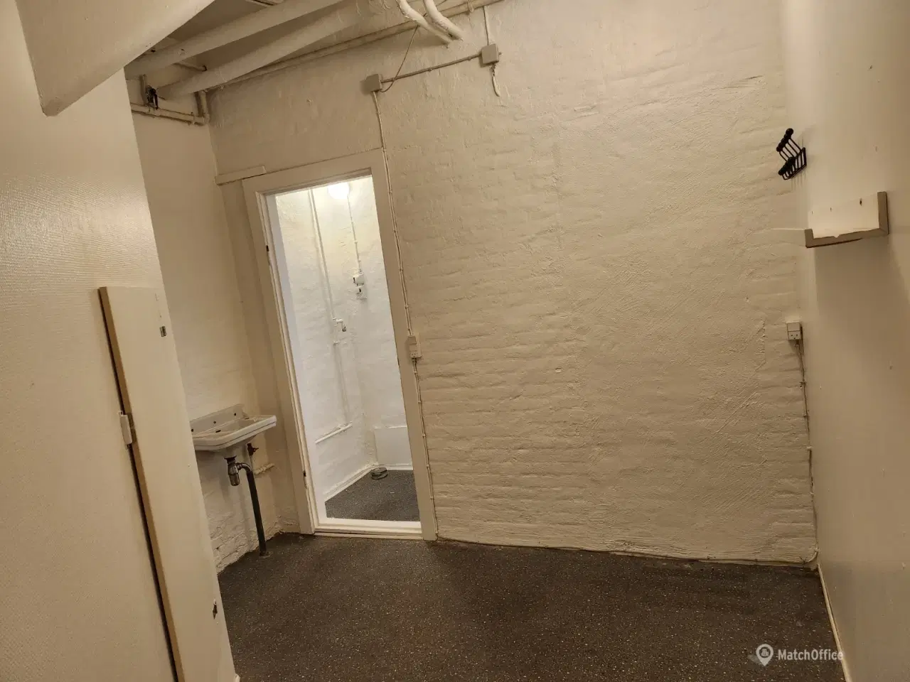 Billede 15 - Salon. butik. kontor eller anden form for erhverv. Centralt beliggende nær Store Torv Hobro.