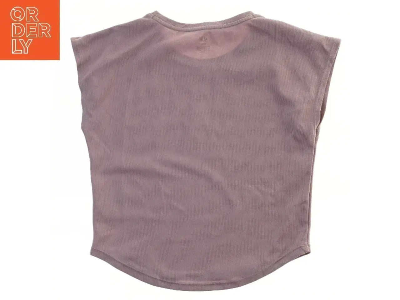 Billede 2 - Trænings T-shirt med tryk fra H&M (str. 122)