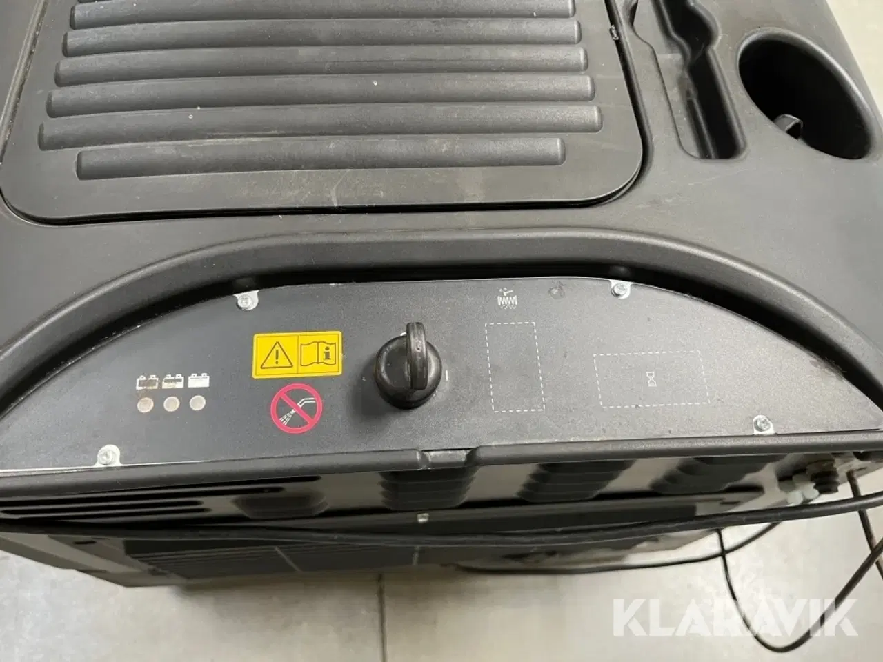 Billede 11 - Fejemaskine Nilfisk Floortec 760 med sug