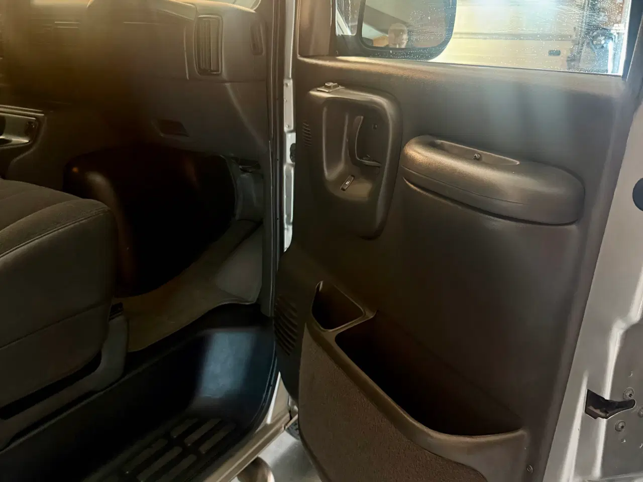 Billede 9 - Chevrolet Express Van – V8 Diesel – Aut. gear