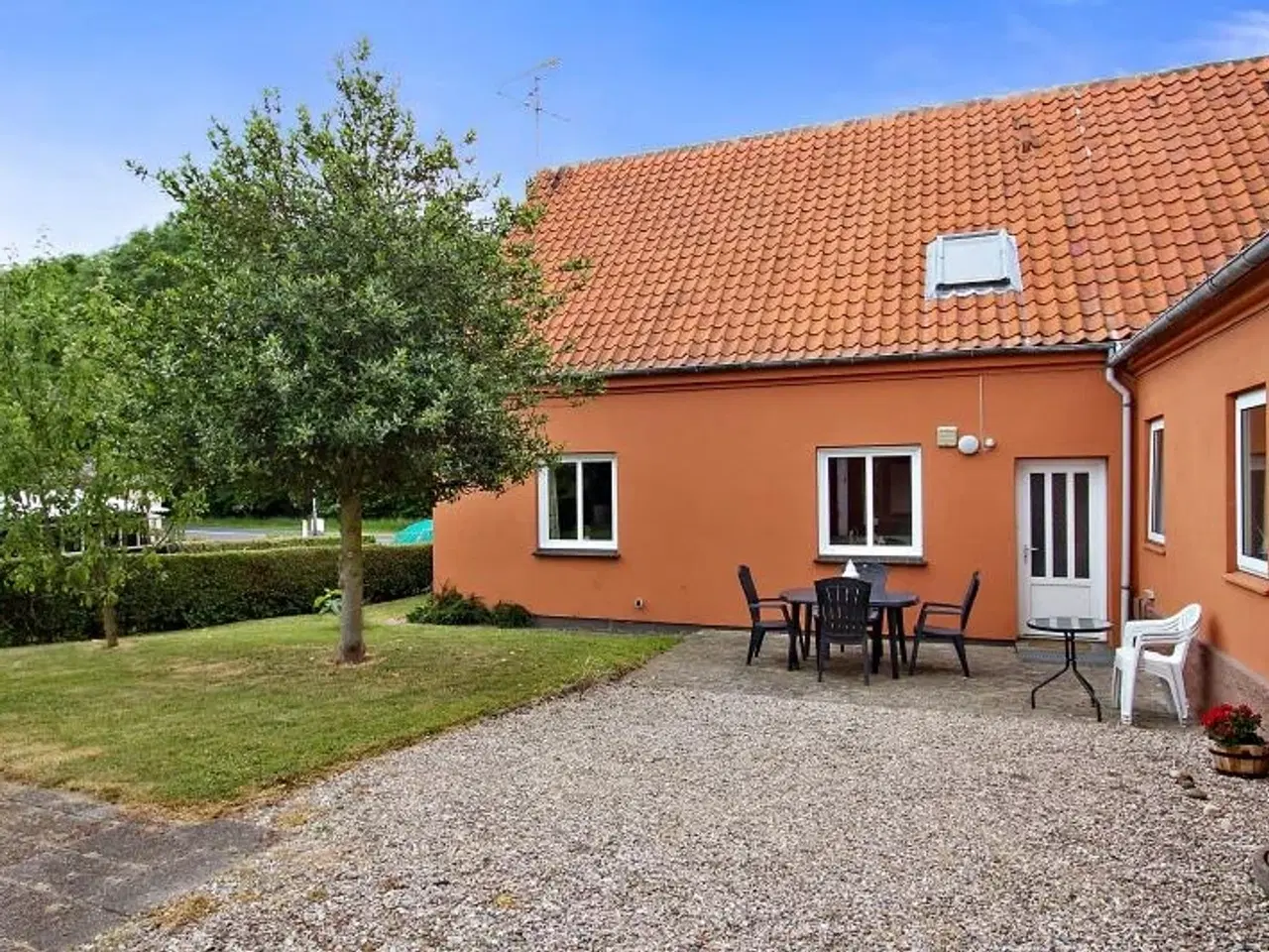 Billede 1 - Langeland - 4-6 pers. - Velindrettet ferielejl. i Lohals