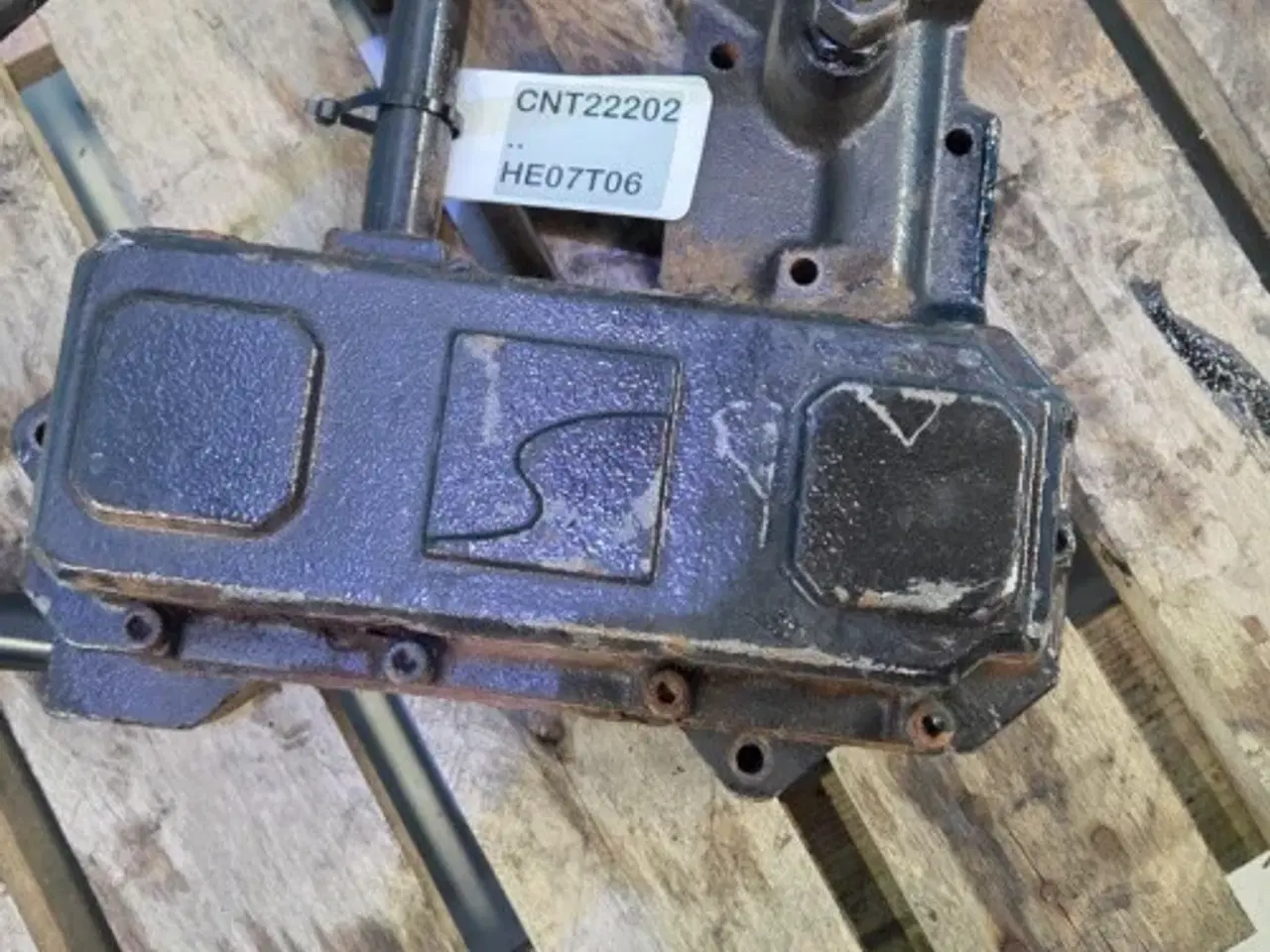 Billede 11 - SisuDiesel 84CTA-4V Oliekøler 836855522
