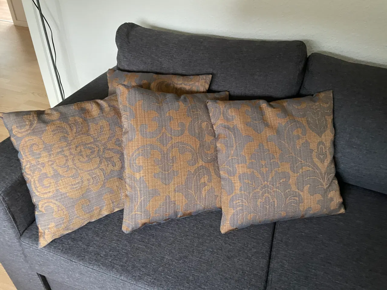Billede 1 - 4 Sofa puder med monteringspuder
