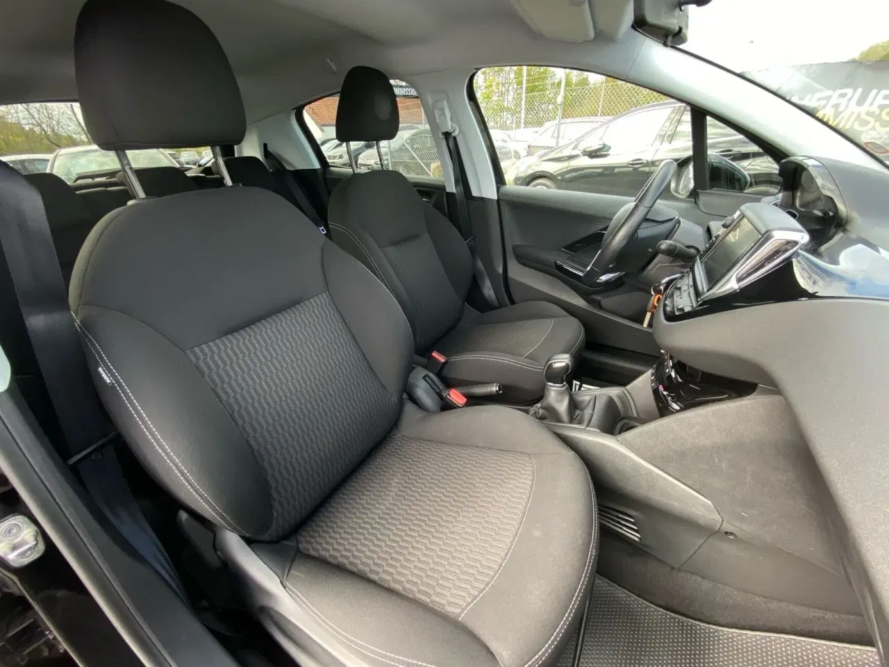 Billede 9 - Peugeot 208 1,6 BlueHDi Active 100HK 5d