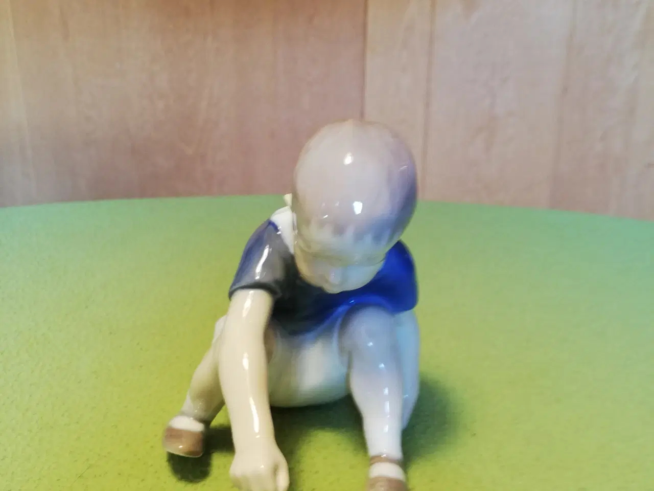Billede 2 - B&G figur nr. 1636 dreng
