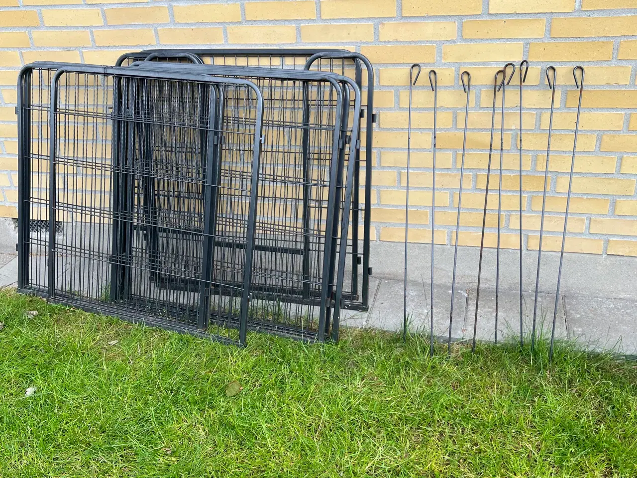 Billede 3 - Hundegård sort 8 dele 