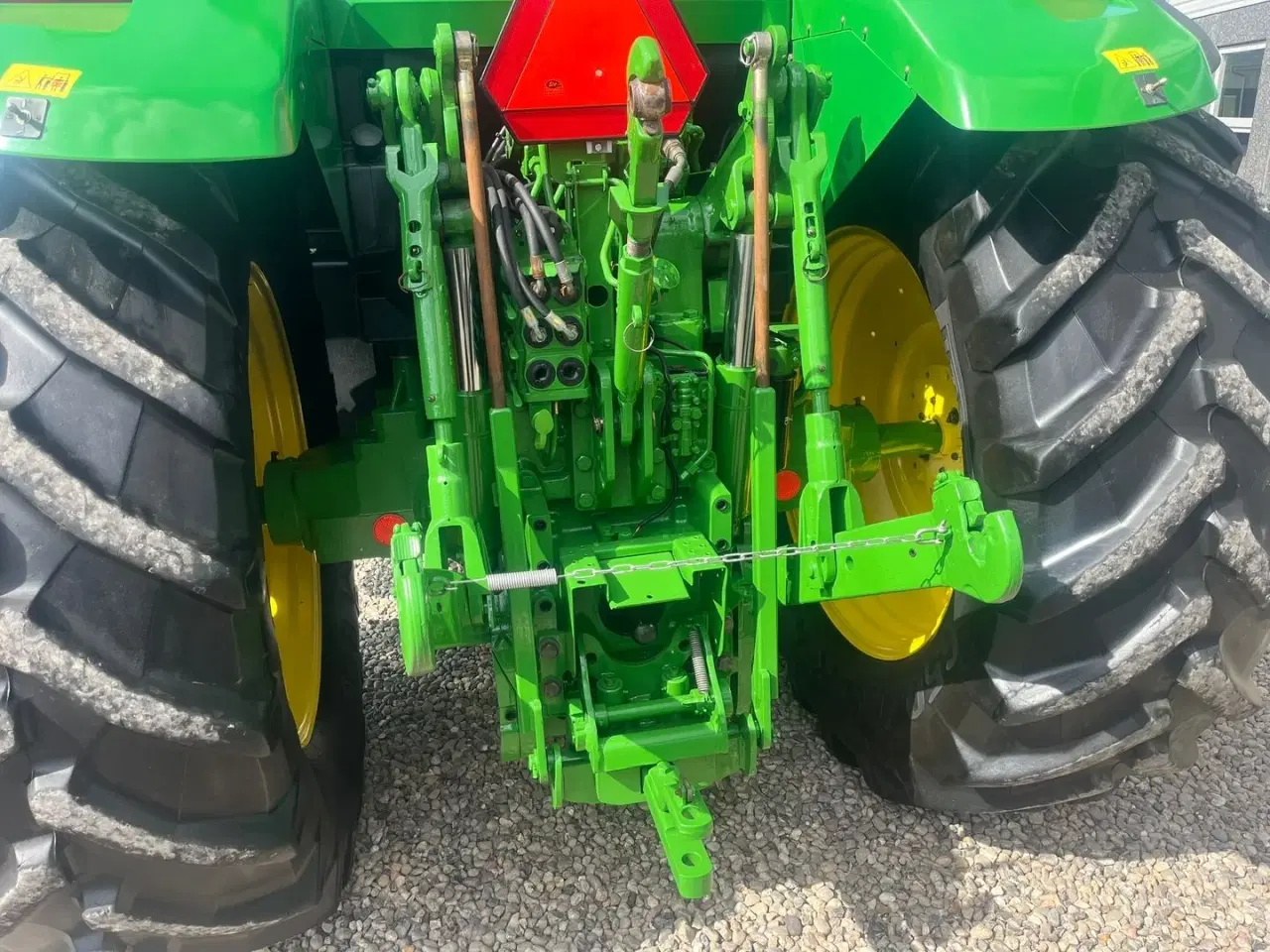 Billede 5 - John Deere 7710 8.1L motor, store hjul og frontlift. En ejeres velholdt gård traktor.