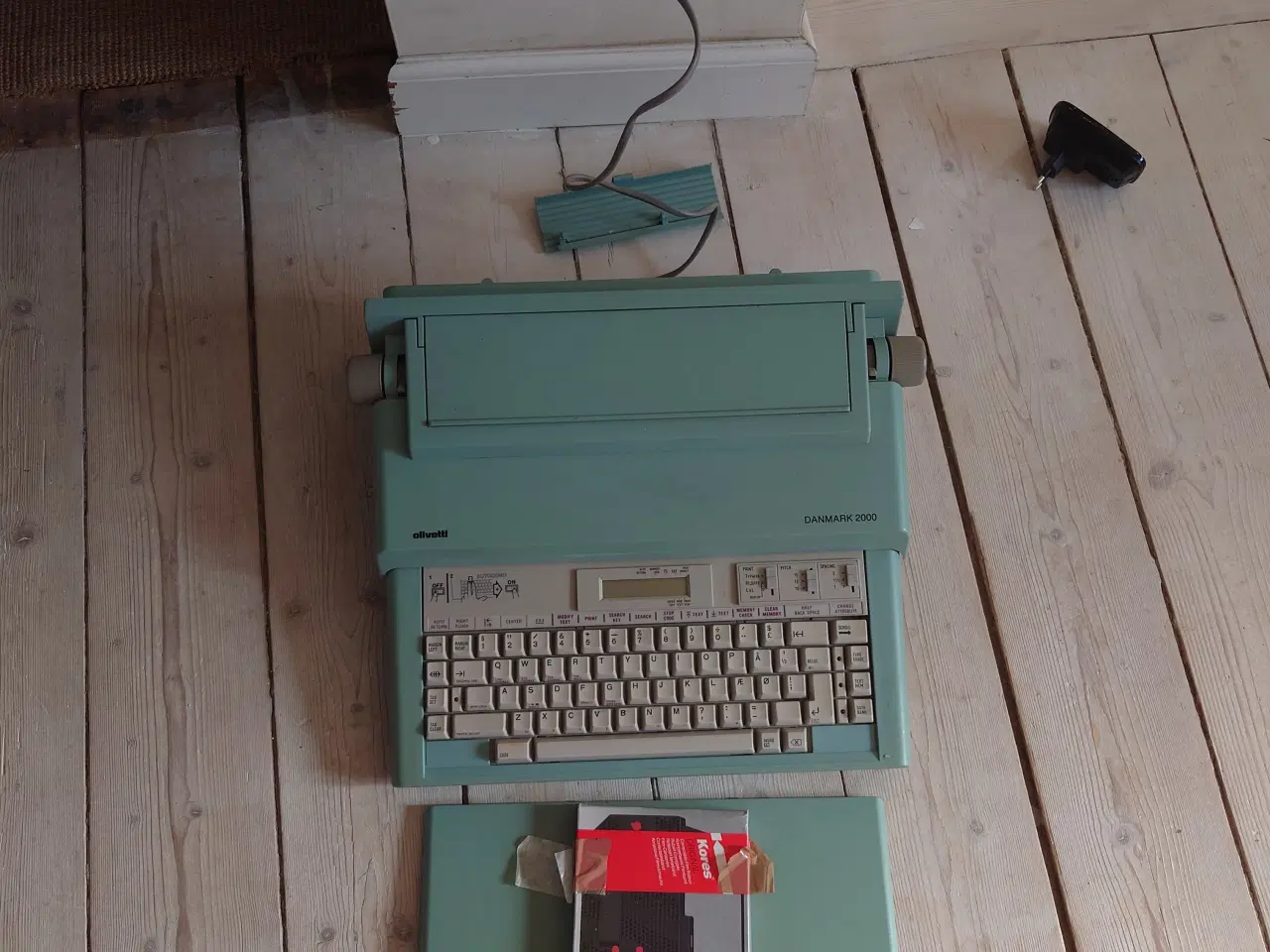 Billede 3 - Olivetti Danmark 2000 skrivemaskine 