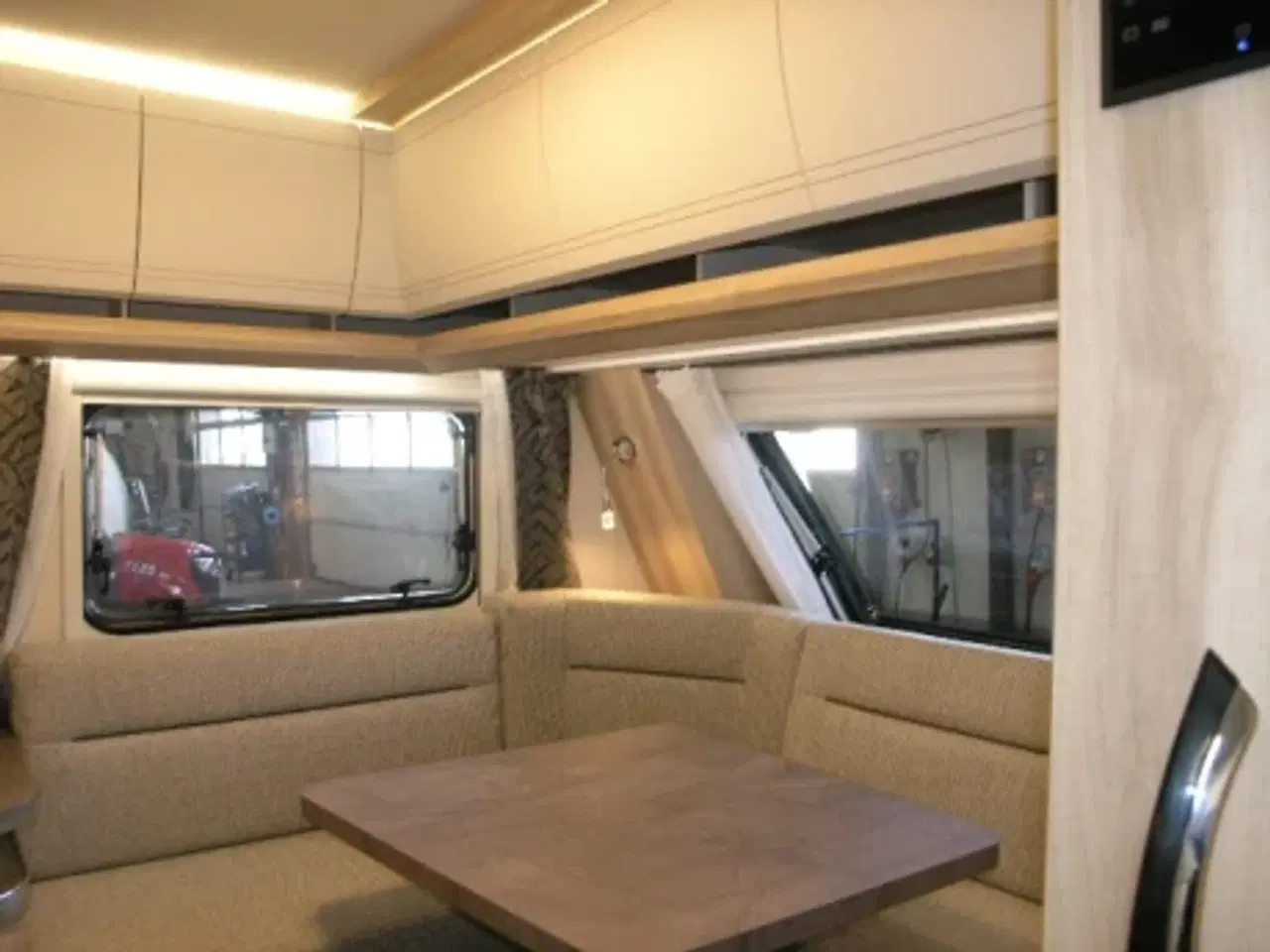 Billede 4 - Hobby De Luxe 460 LU