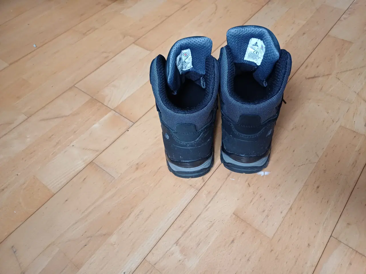 Billede 4 - New Balance - sikkerhedsstøvler