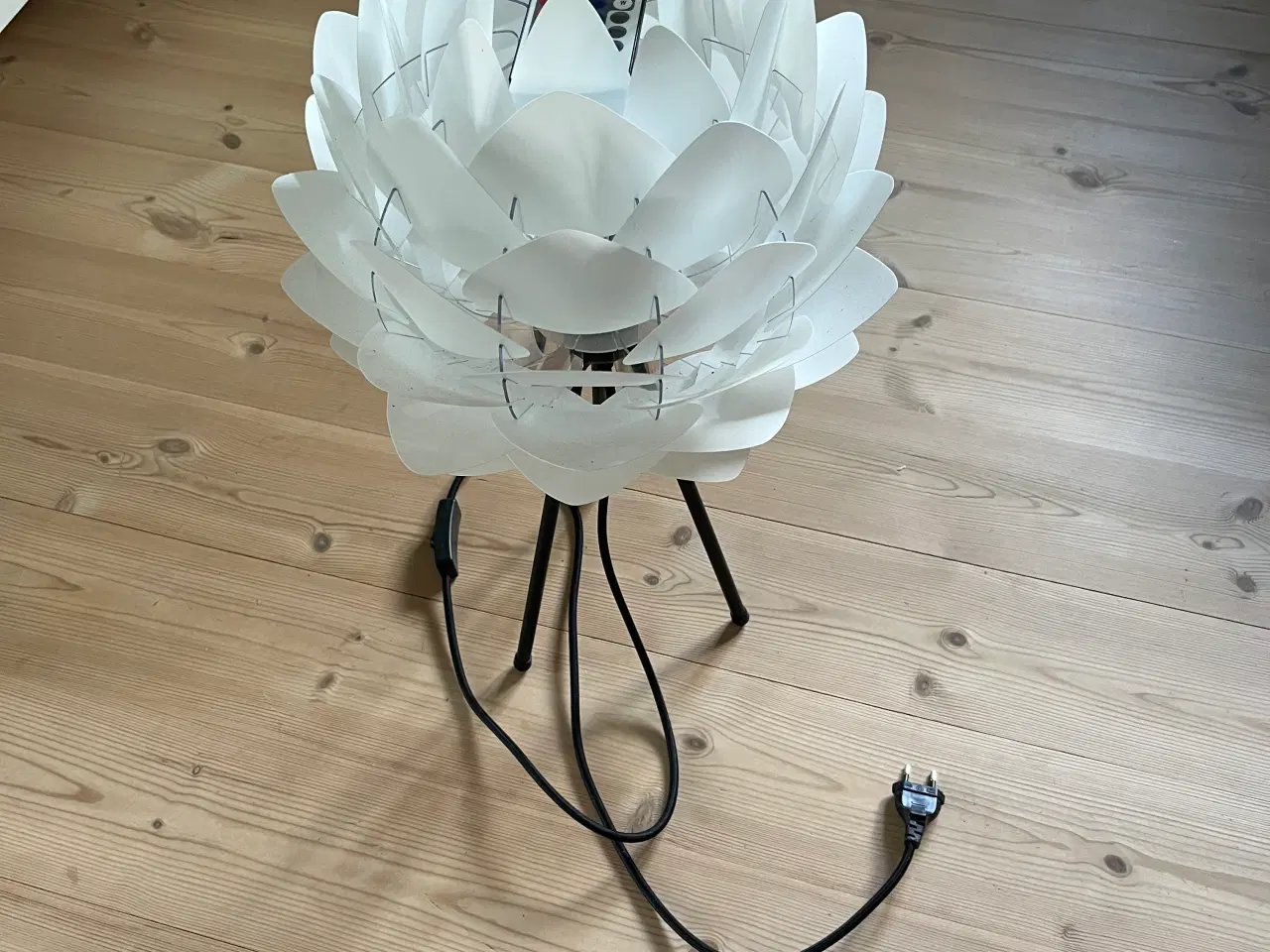 Billede 1 - Smuk lampe 