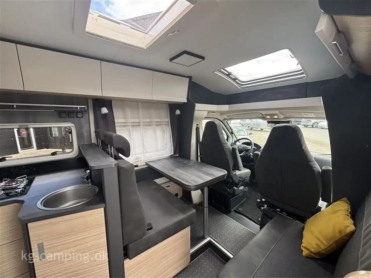Billede 6 - 2022 - Hobby Optima De Luxe T70 F aut.   Veludstyret autocamper med masser af ekstraudstyr