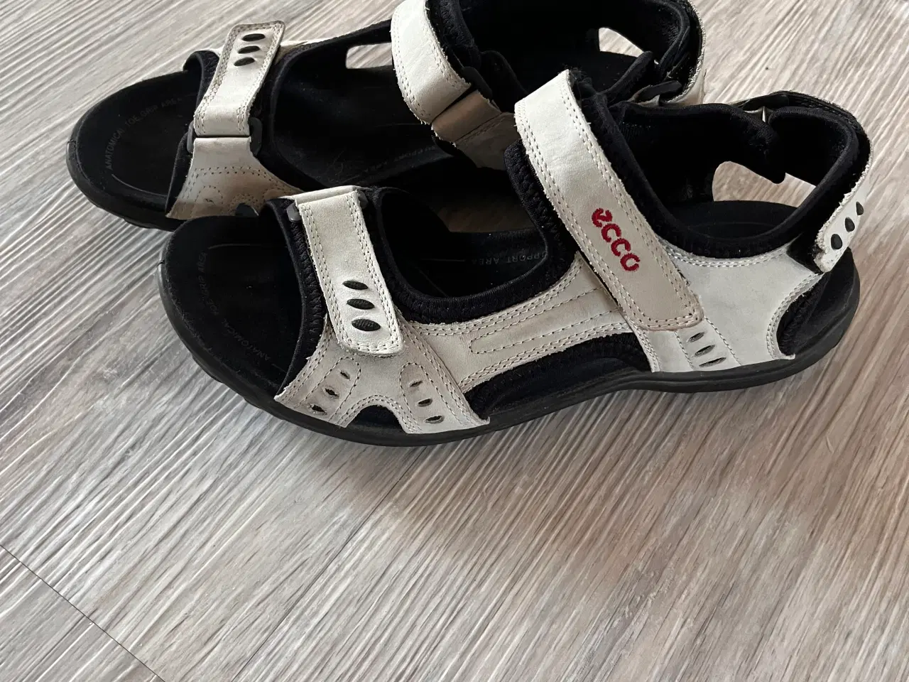 Billede 2 - Ecco sandal lys farve