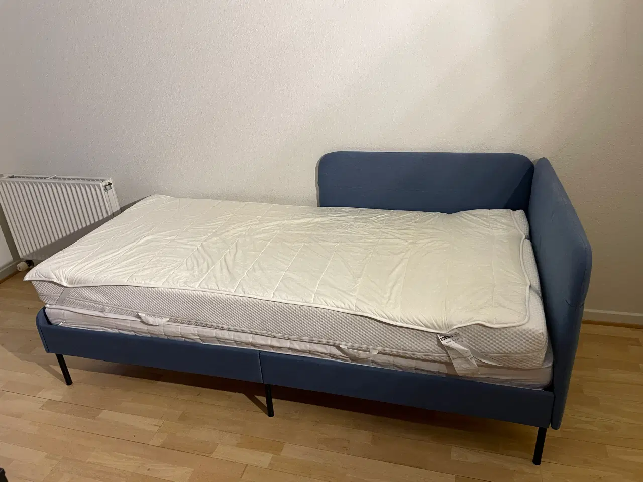Billede 3 - Flyttesalg - Blåkullen IKEA seng