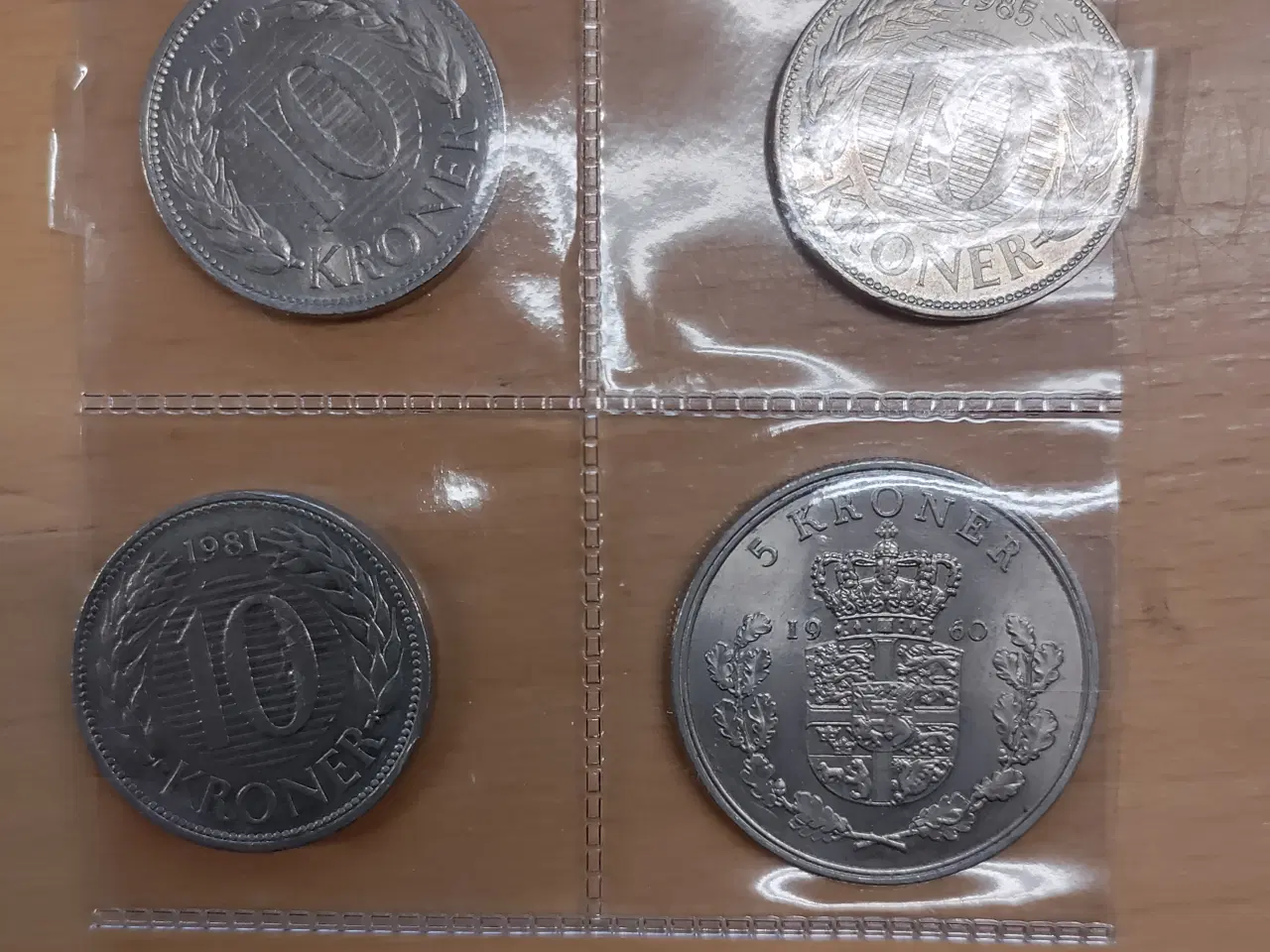 Billede 2 - 3 stk danske 10 kroner og 1 5 krone