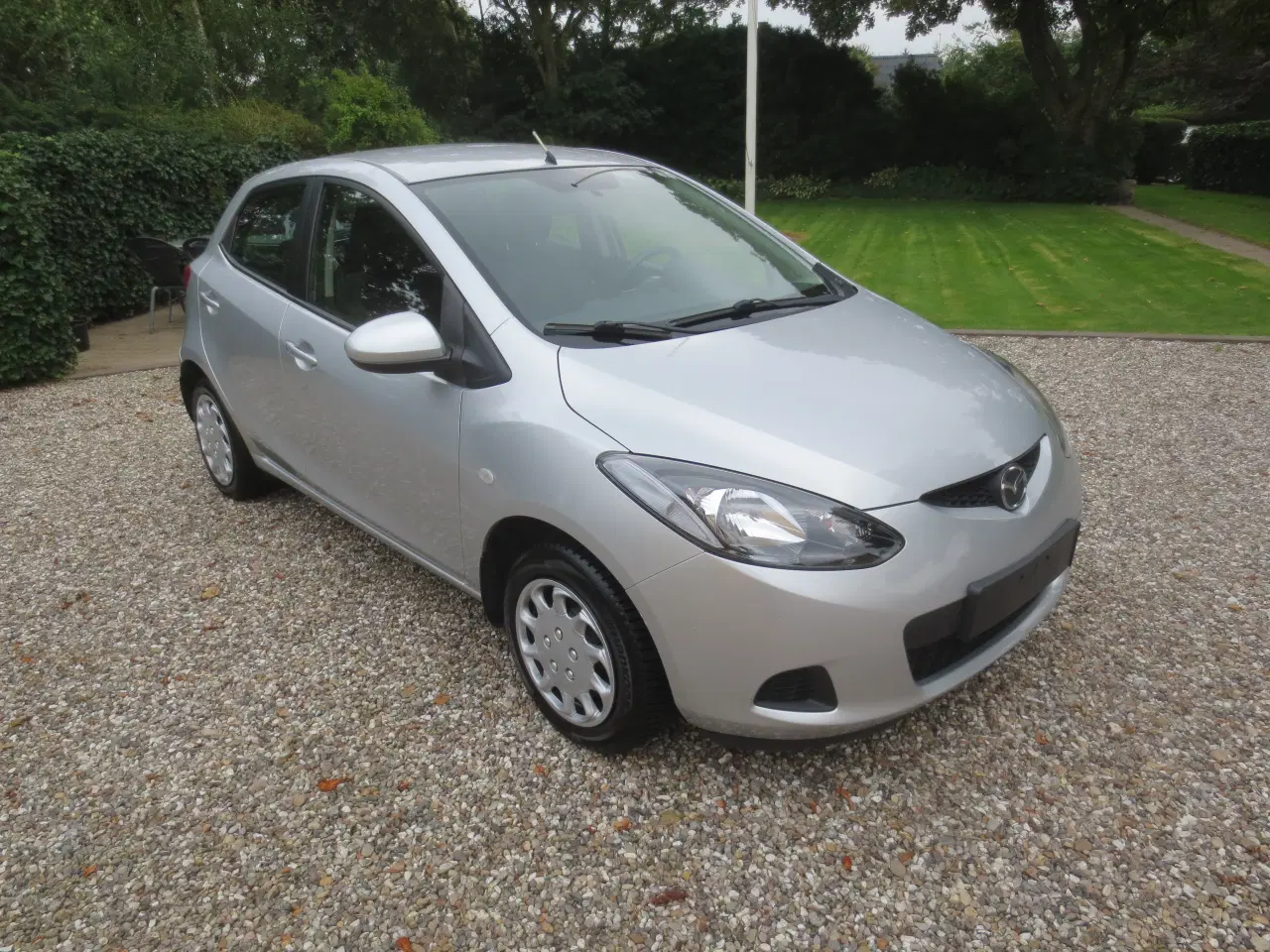 Billede 3 - Mazda 2. 1.3 I 86 Hk Nysynet 