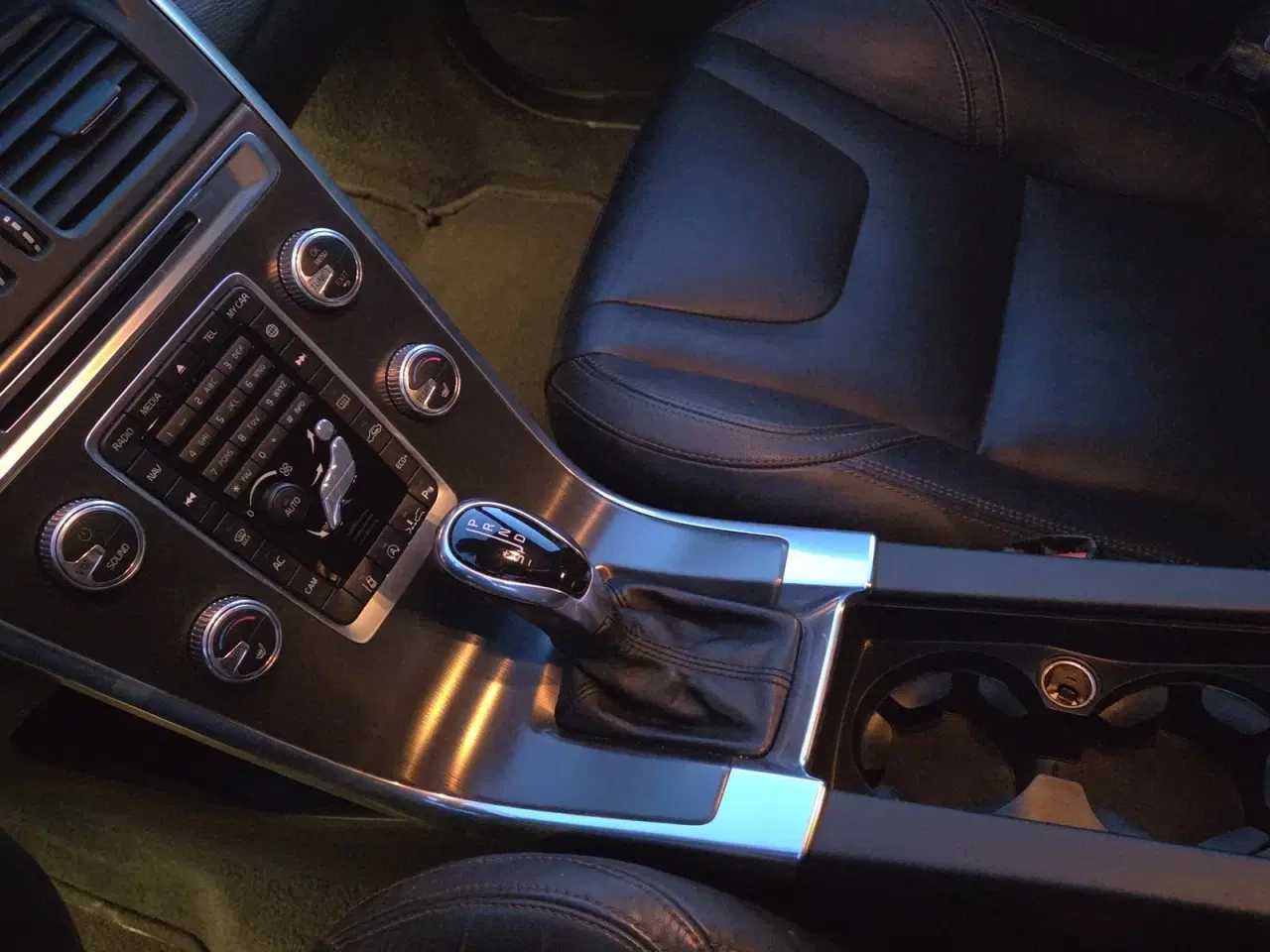 Billede 23 - Volvo XC60 2,0 D4 181 Summum aut.