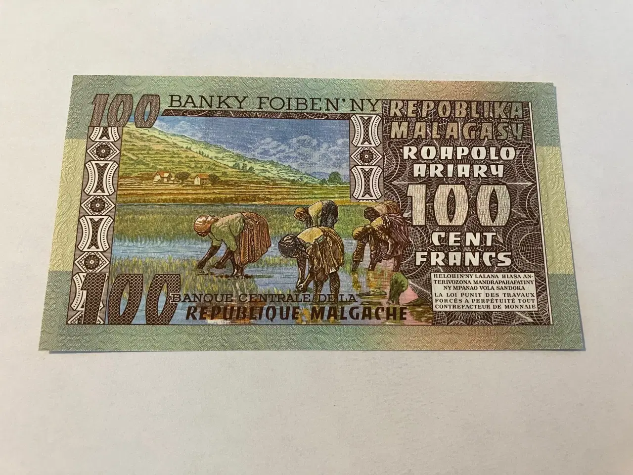 Billede 2 - 100 Francs / Ariary Madagascar