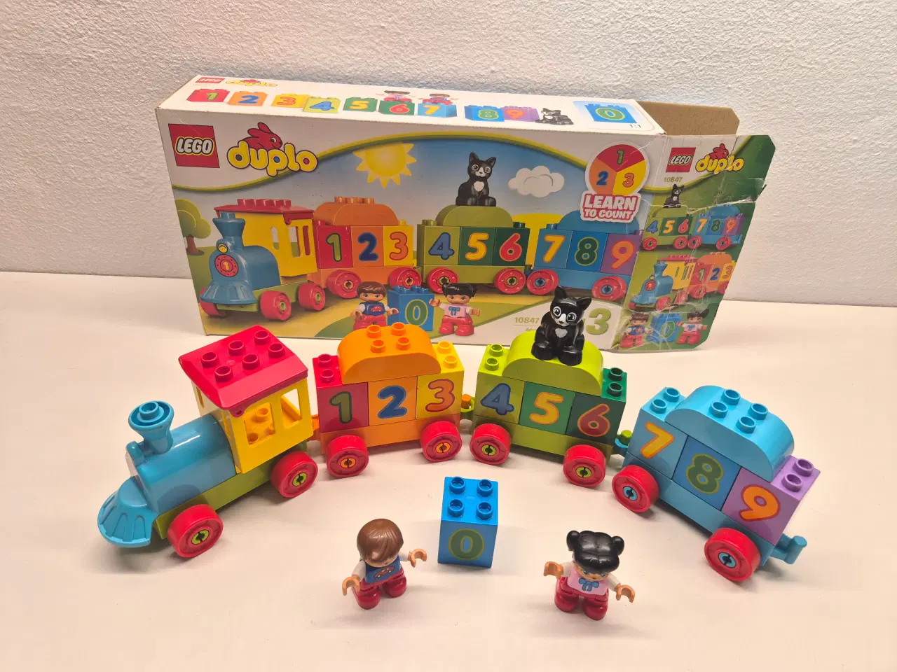 Billede 1 - Duplo Taltog NR10847 med kasse,