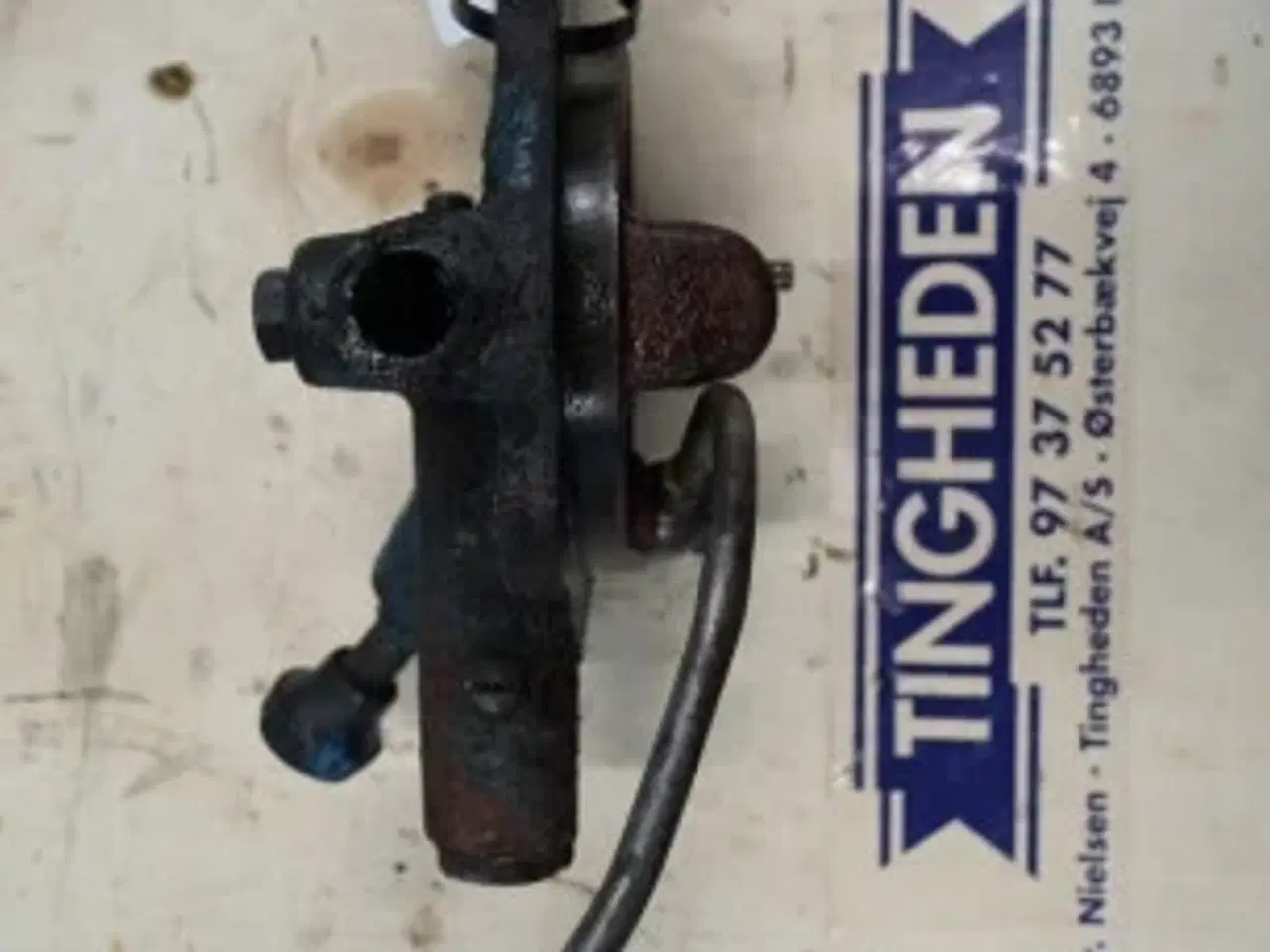 Billede 2 - Ford 4000 Hydraulikventil C5NNN982A