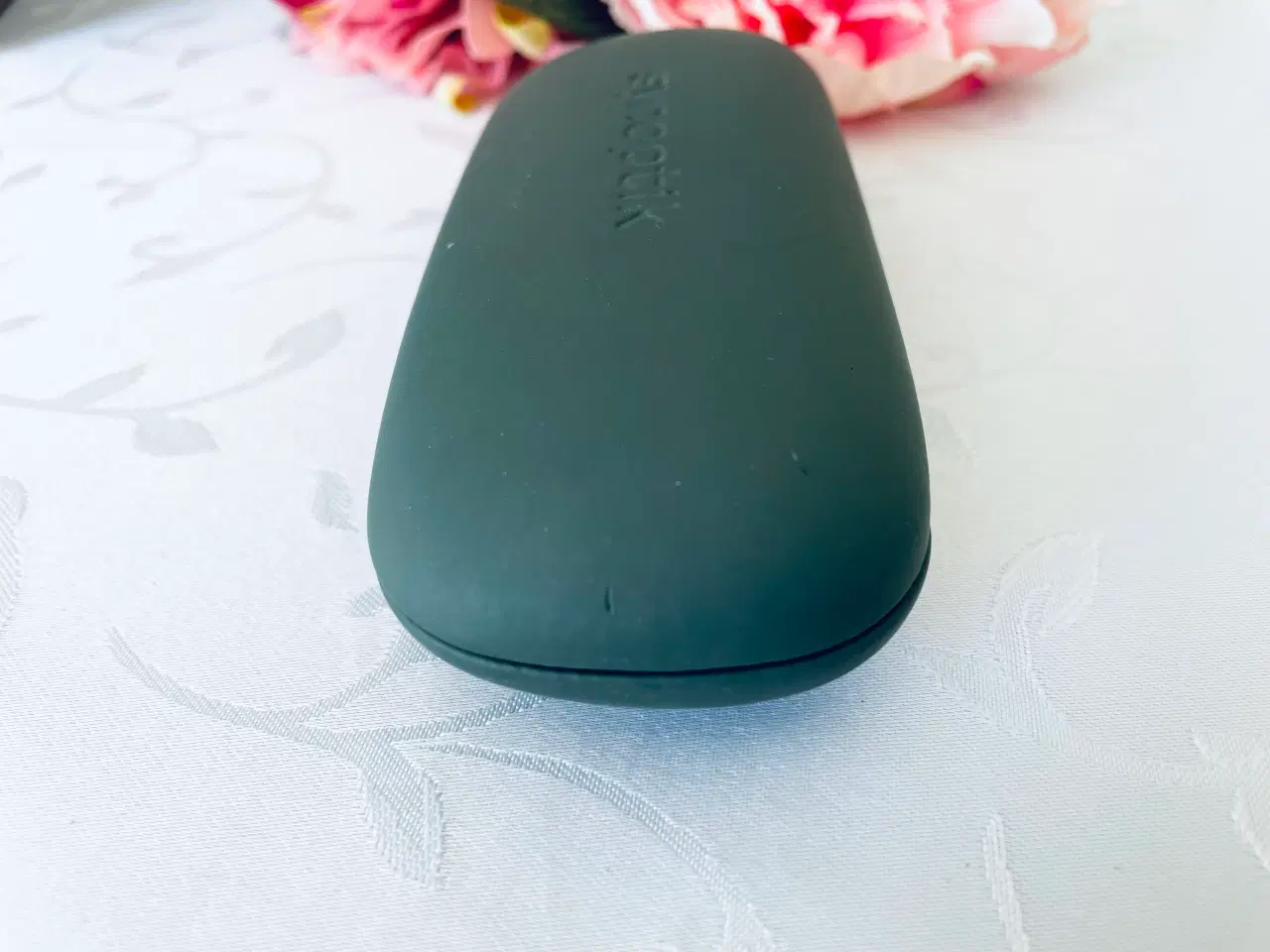 Billede 2 - Brille etui og 2 x ubrugte pudseklude 