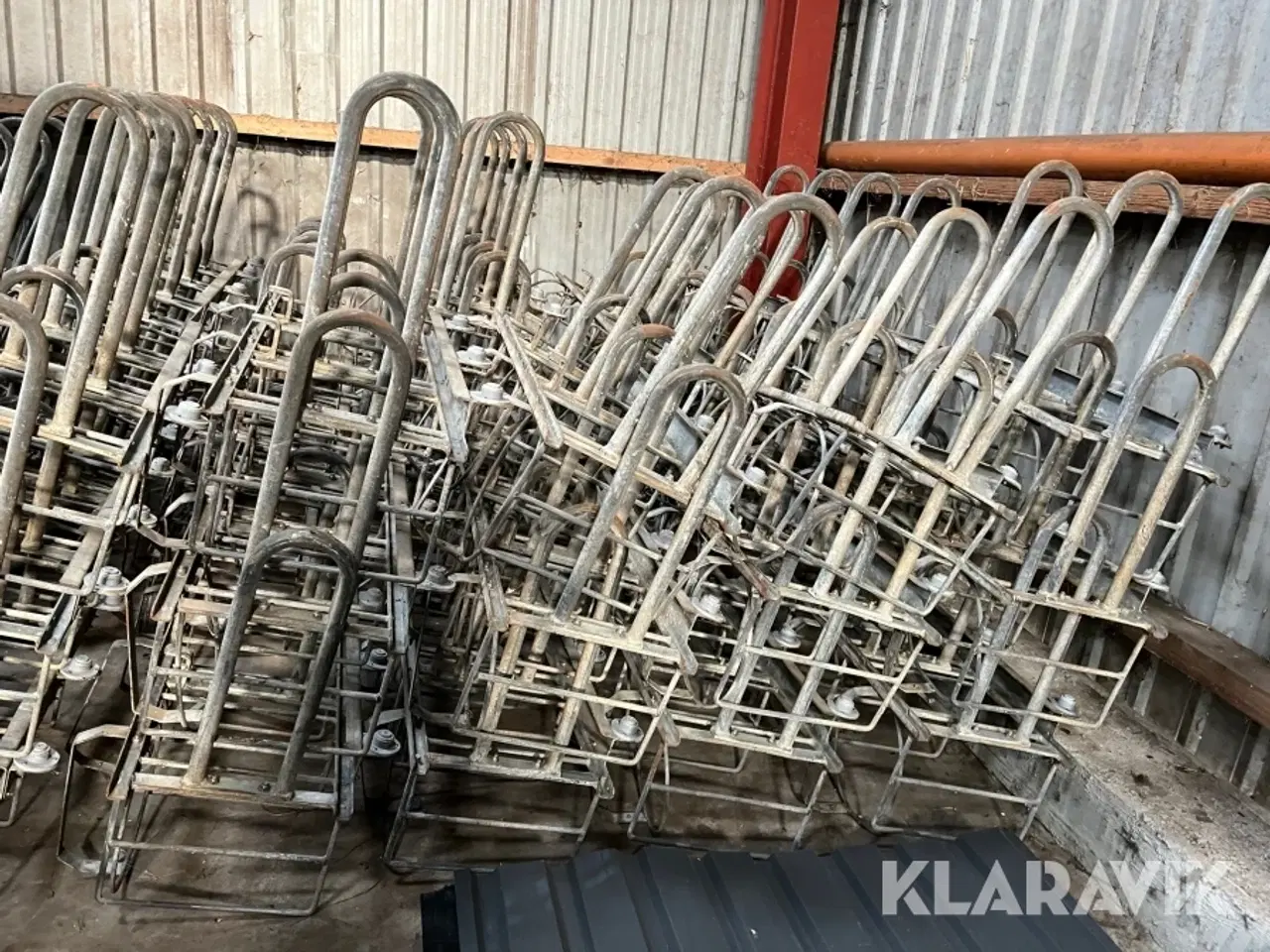 Billede 7 - Skål holder til mælk 3 hullet 29 styk