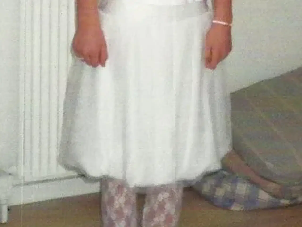 Billede 1 - Konfirmations kjole, sko, taske