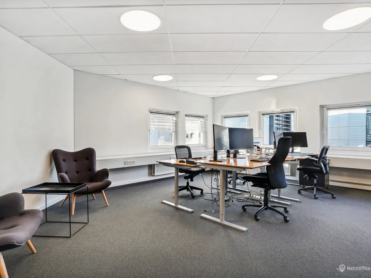 Billede 13 - Lyse og indbydende kontorlokaler med lyse trægulve