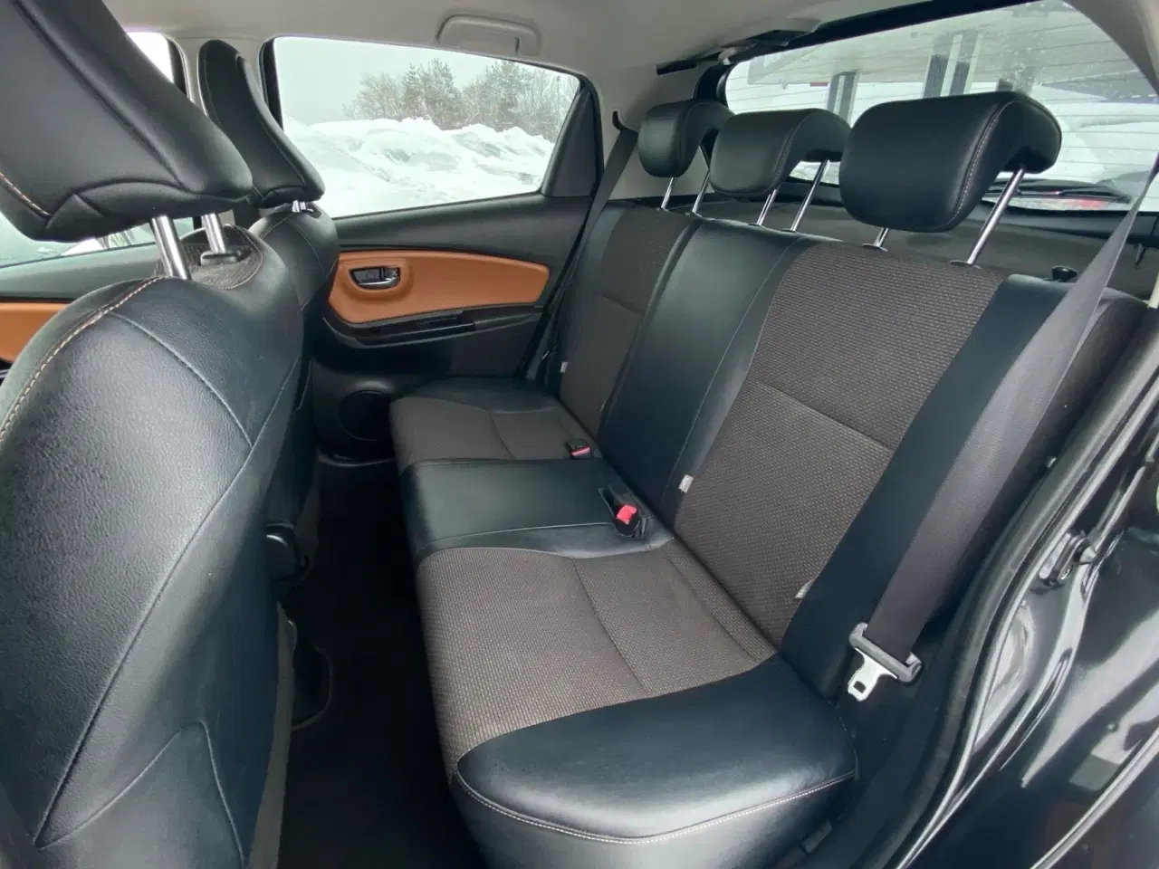 Billede 9 - Toyota Yaris 1,3 VVT-I Lounge Edition 100HK 5d 6g