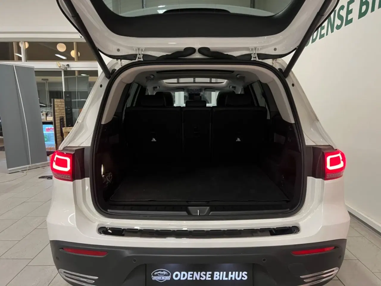 Billede 4 - Mercedes EQB250+  