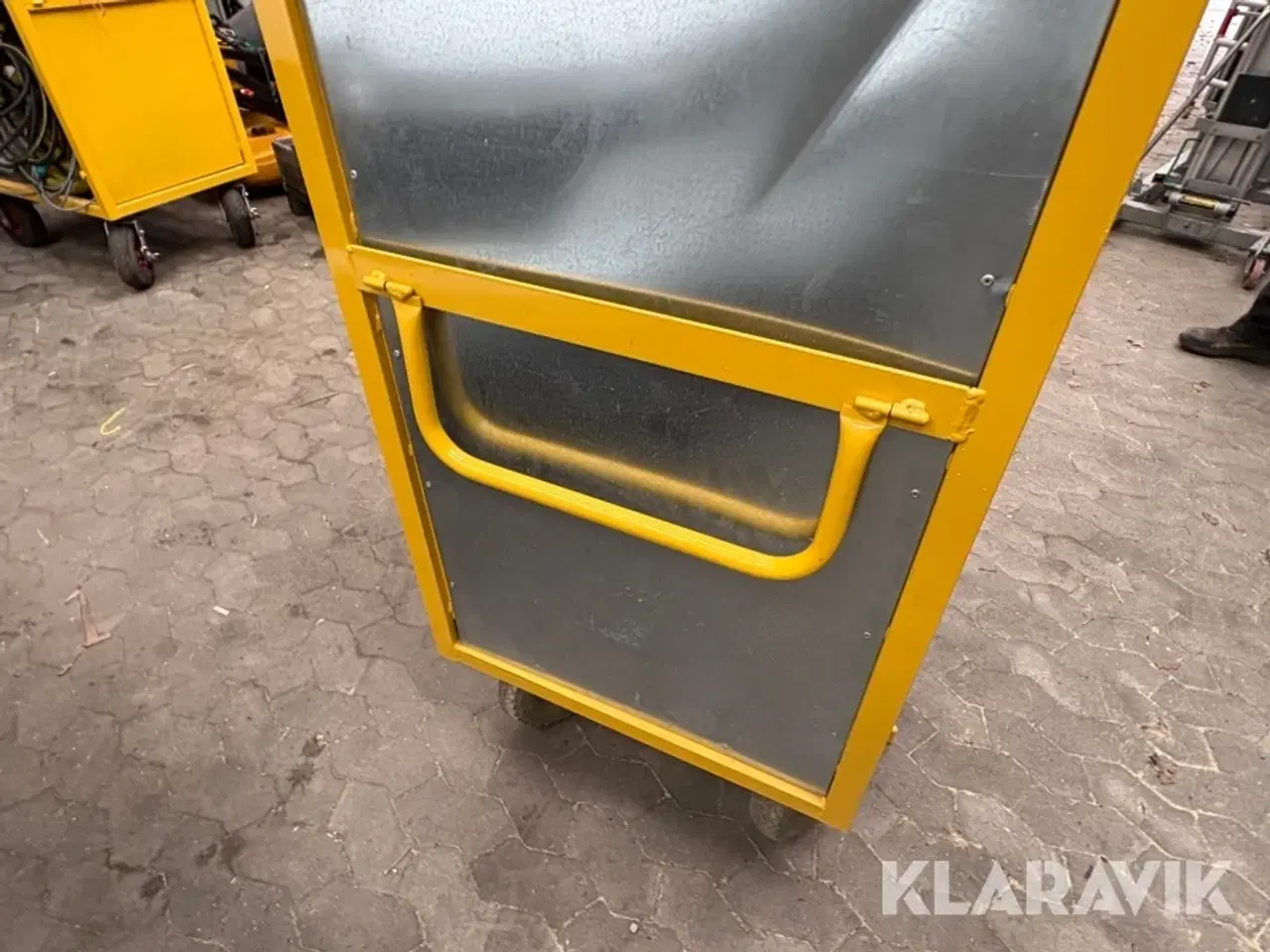 Billede 10 - Plukkeskab på hjul