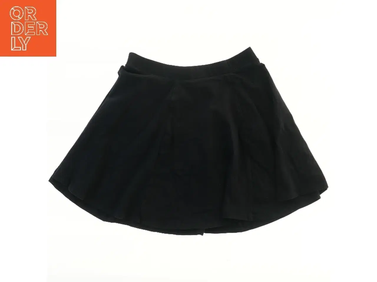 Billede 1 - Kort nederdel fra H&M (str. 170)