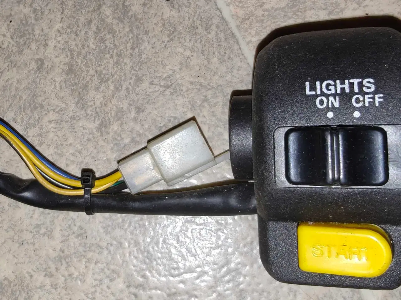 Billede 2 - PGO Hot 50 / Big Max. Nye Højre Grebkonsol