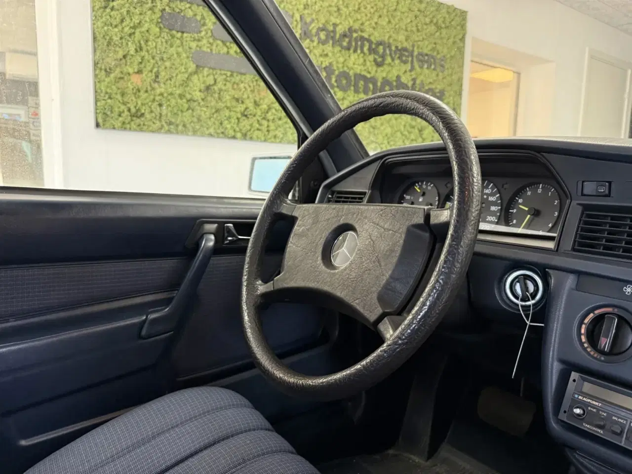 Billede 5 - Mercedes-Benz 190 E 2,0 122HK Aut.