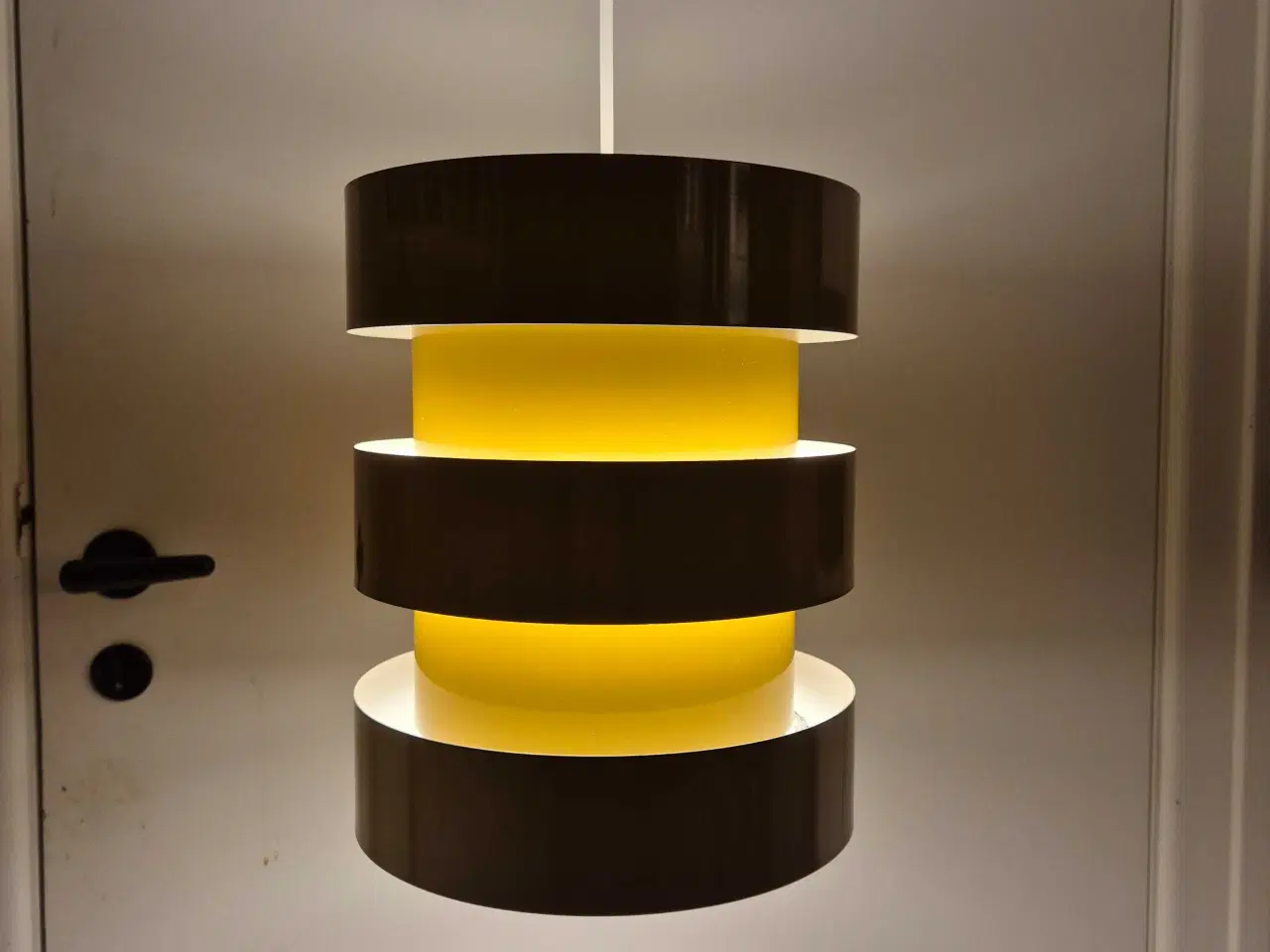 Billede 1 - Smuk karrygul Eiffel-pendel