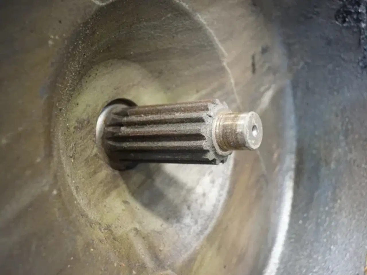 Billede 3 - New Holland TX62 Motorkraftudtag 84038341