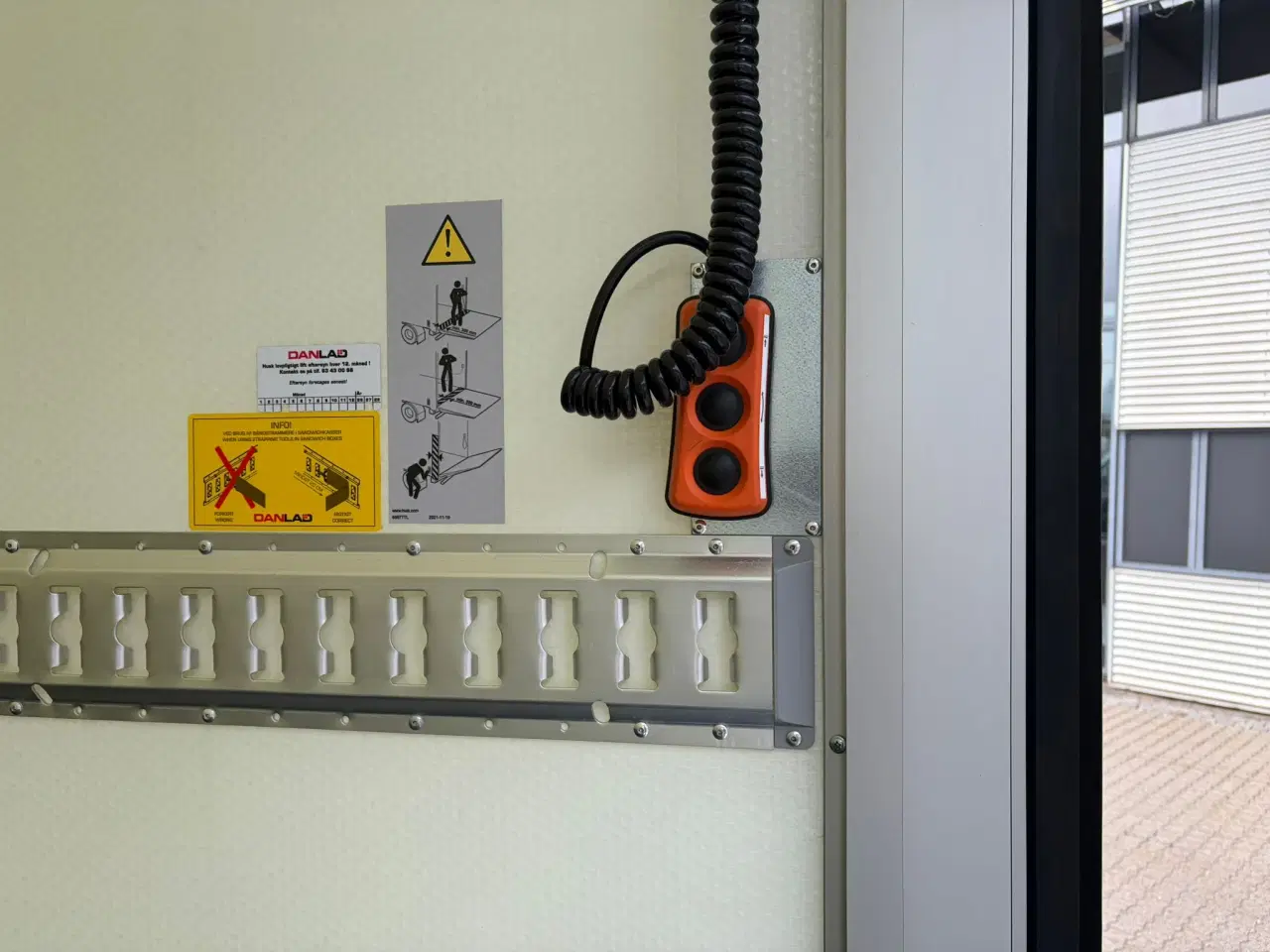 Billede 11 - MAN TGE 3.180 A8 8 Pallers, Lukket kasse