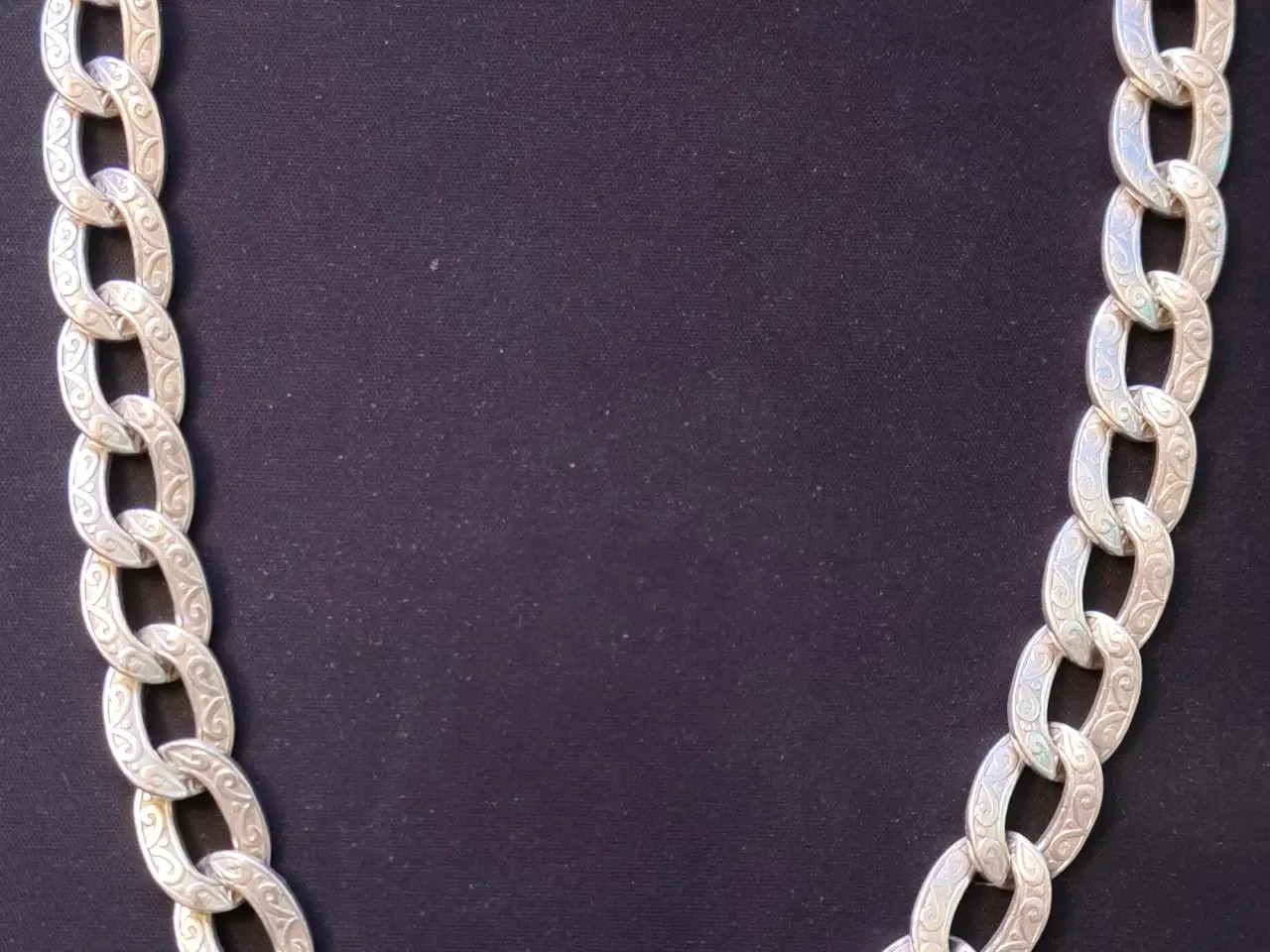 Billede 1 - Massiv Curb Link Halskæde, 925, Sølv, 152,9g