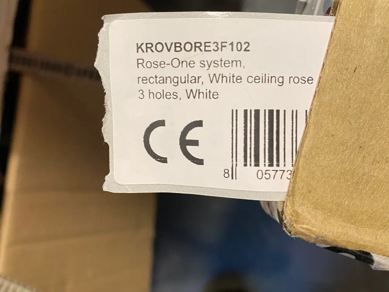 Billede 2 - Loftrosette hvide 2 stk hver m. 3 huller