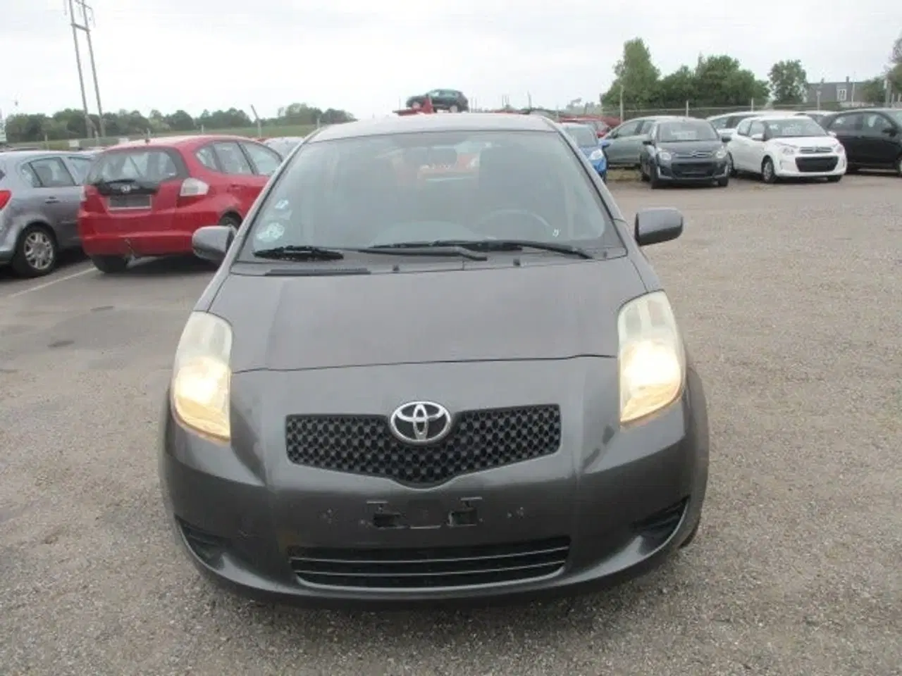Billede 2 - Toyota Yaris 1,3 Luna